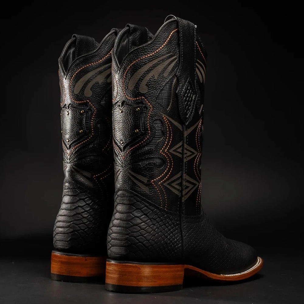 Men's MAMBA Python Tribute Square Toe Boot, 6.5, … - image 3
